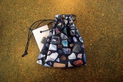 pottery pouch (black)