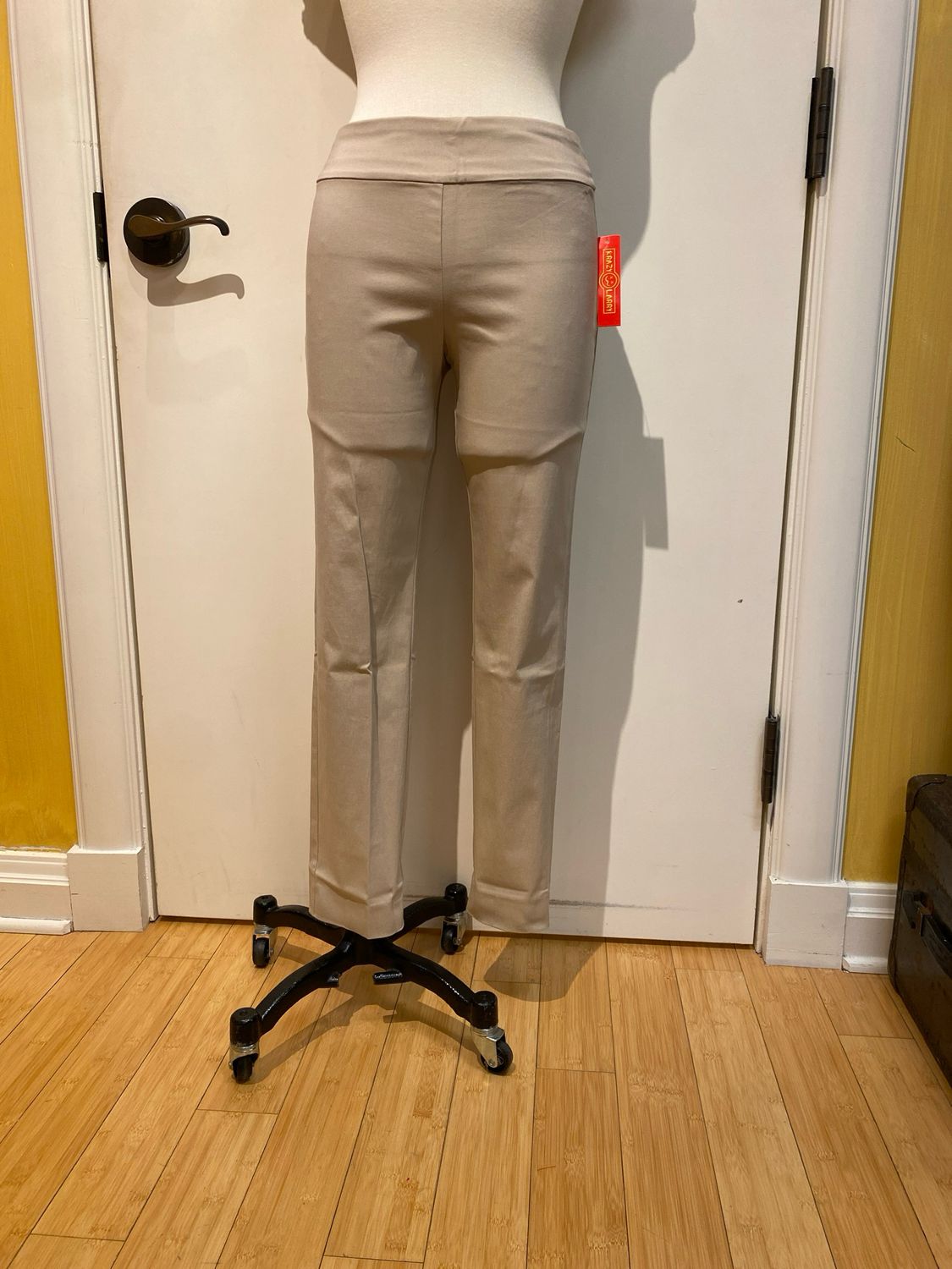 Pull On Ankle Pant