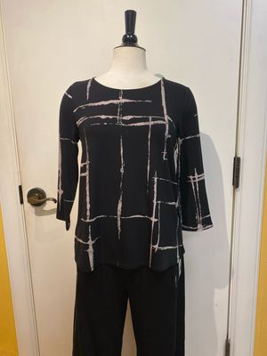 Arthouse Grid Easy Tee