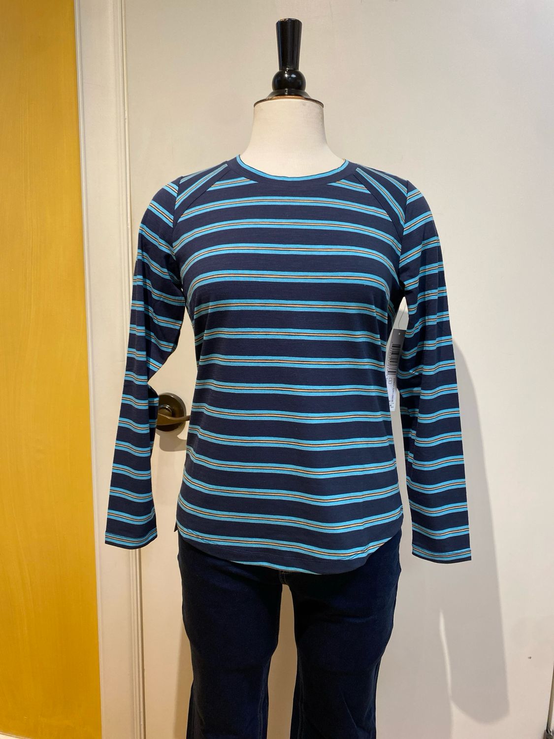 L/S Crew Neck Top