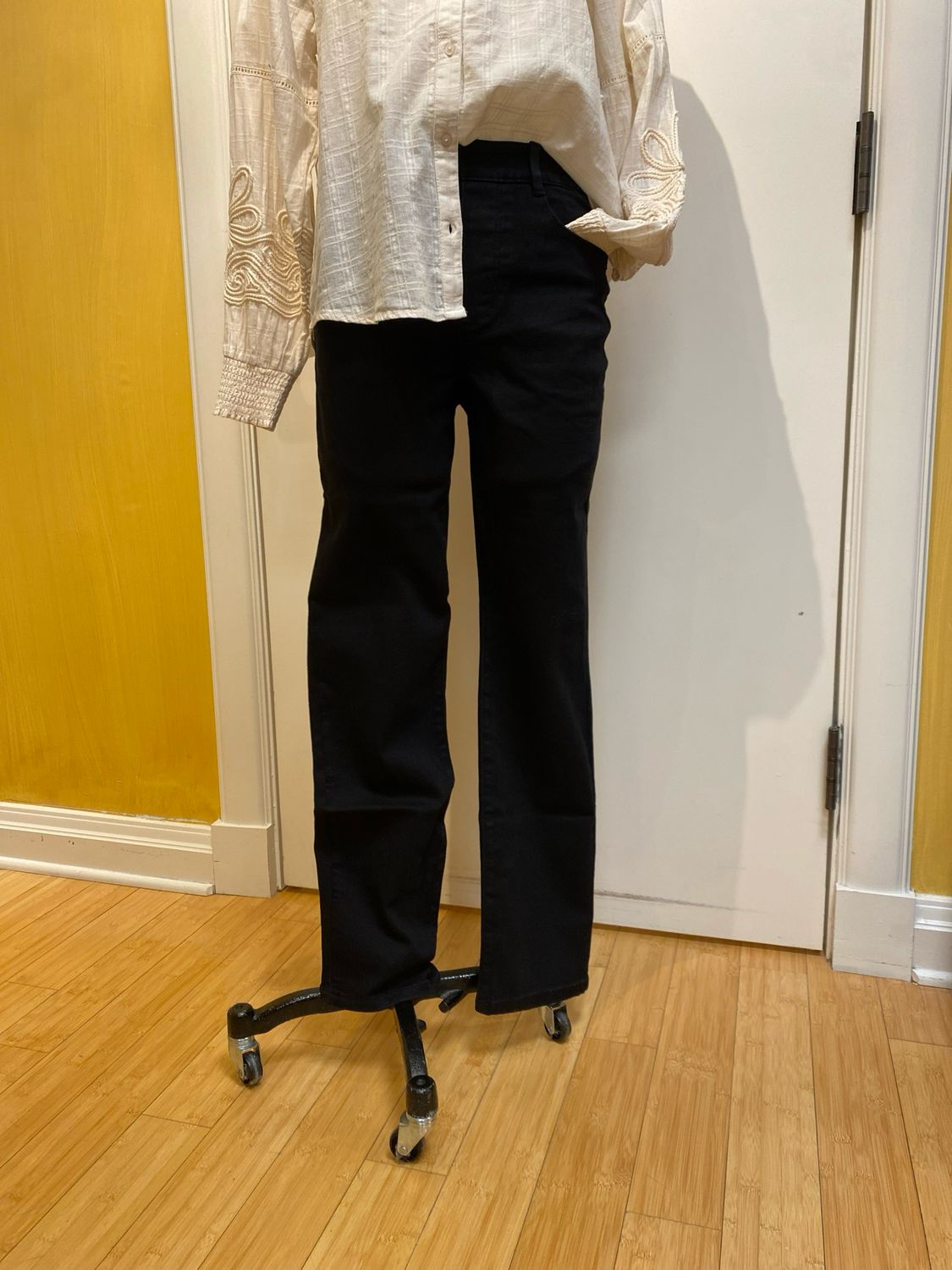 Sophia Curvy Pull On Straight Jeans