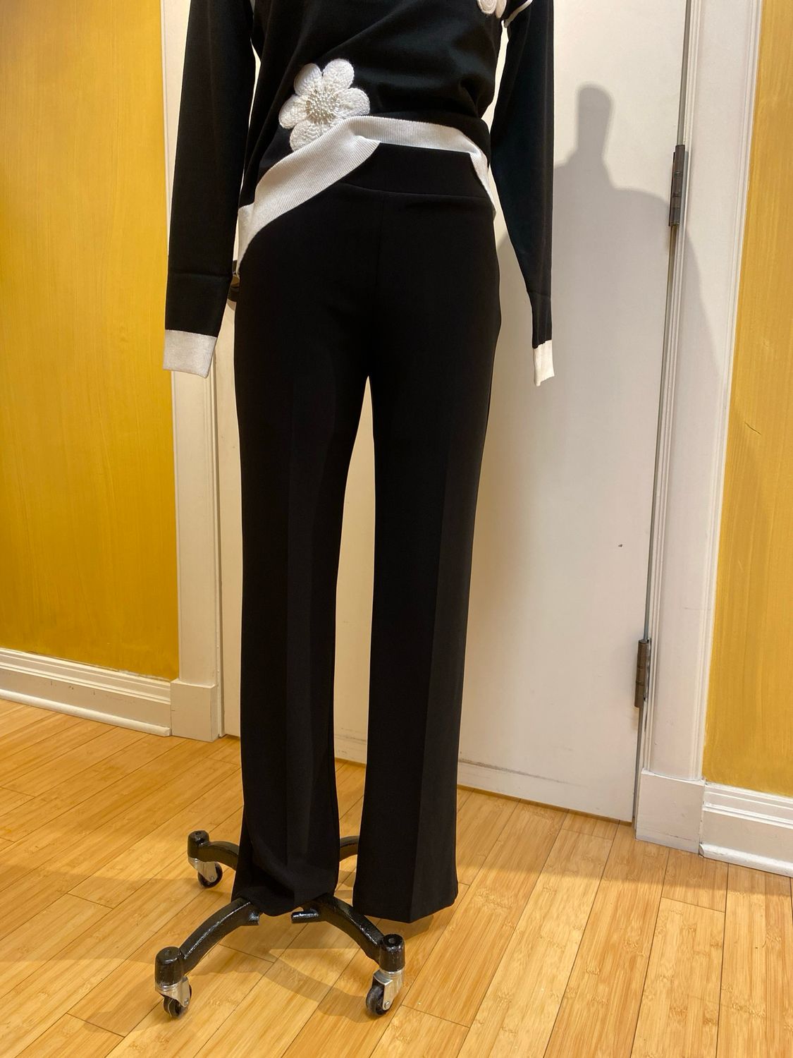 Knit Pant w/Bow Detail