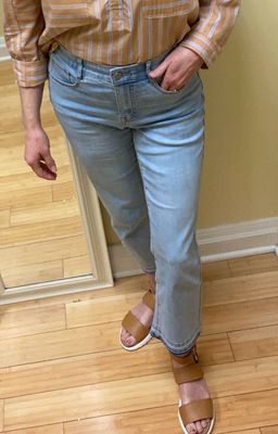 Sophia Curvy Flare Crop Jeans