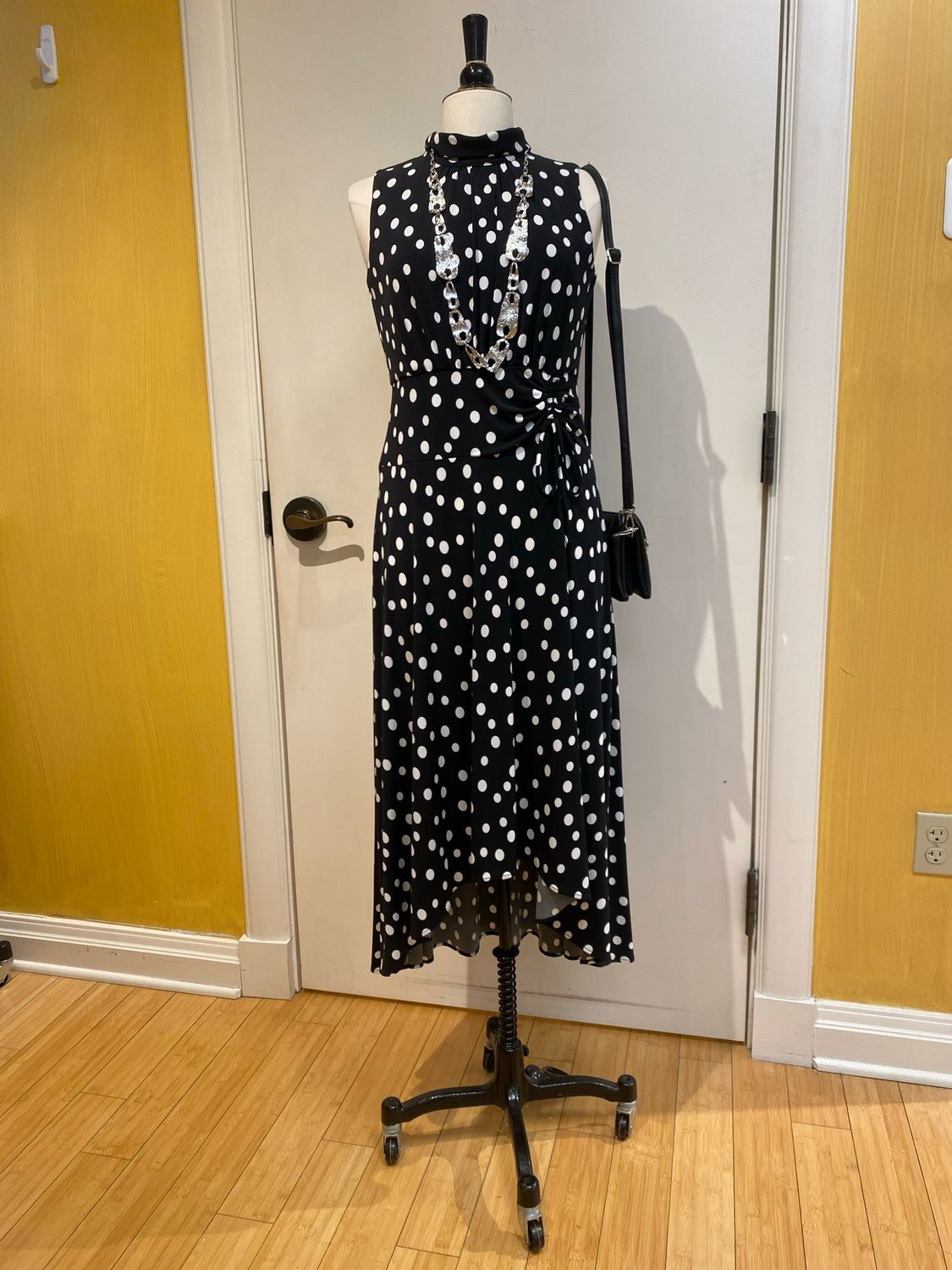 Sleeveless Dress w/Rouching