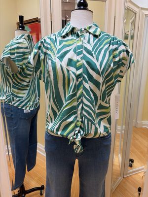 S/S Tie Front Top