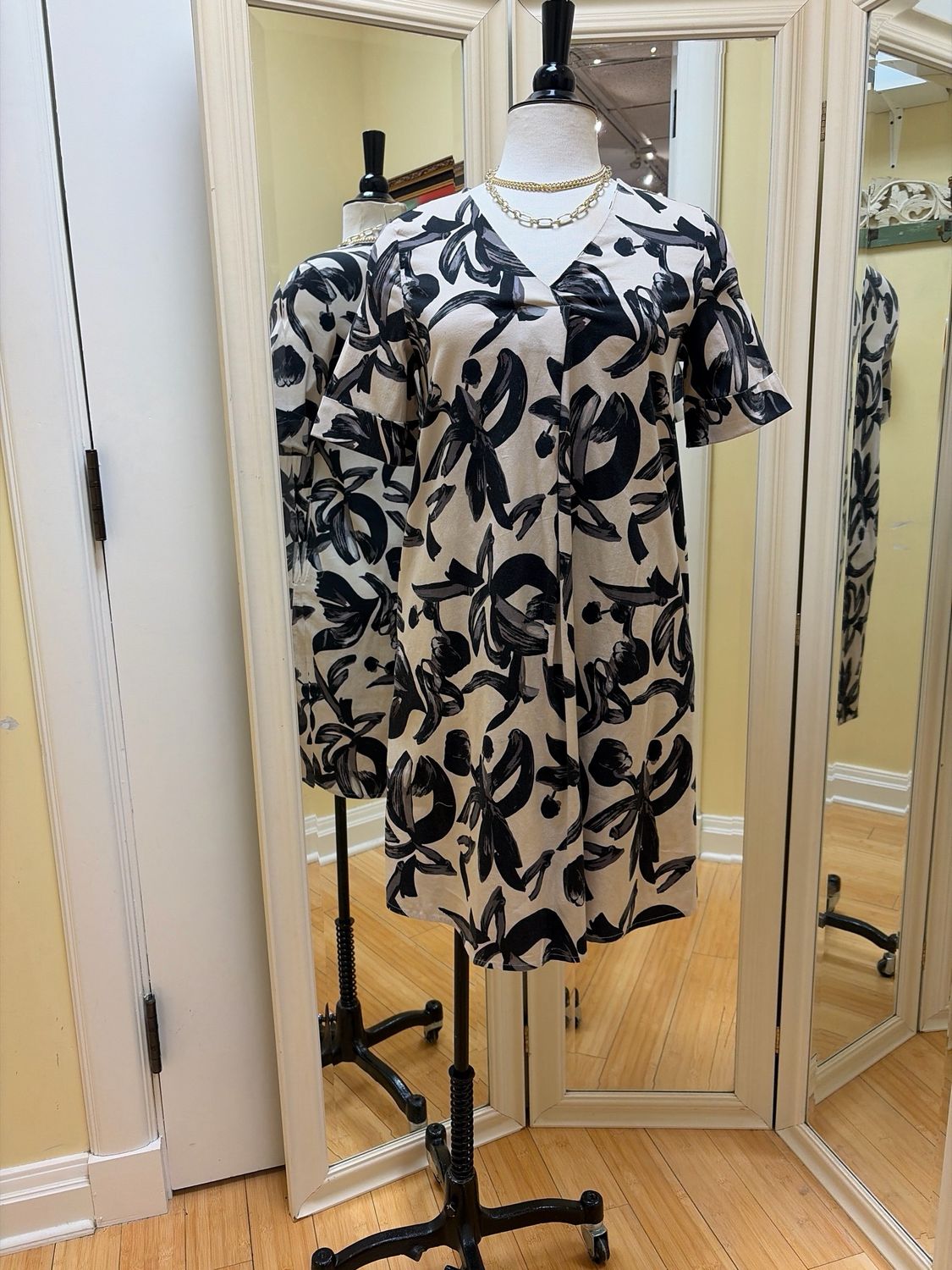Short Sleeve Dress