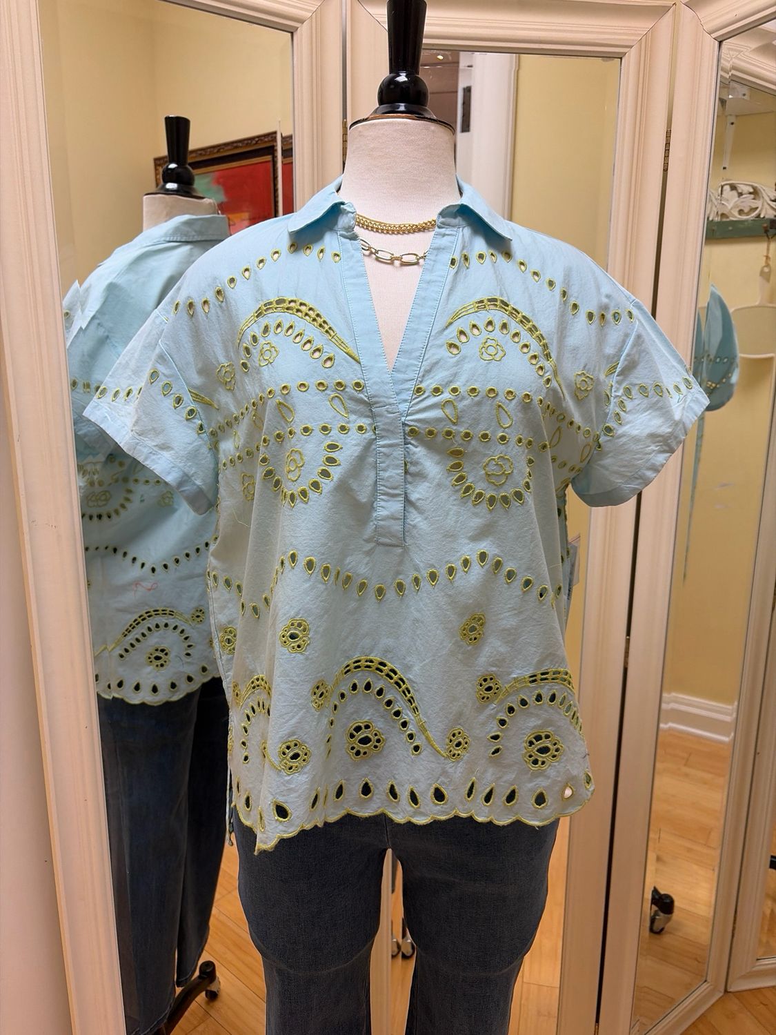 S/S Blose w/Embroidery