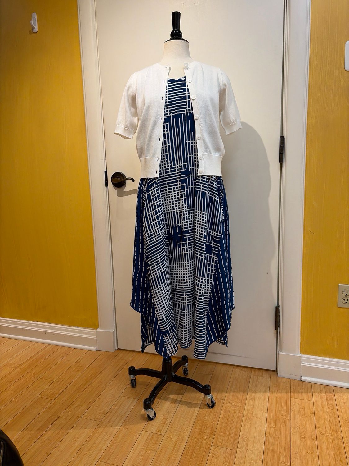 AR Dress