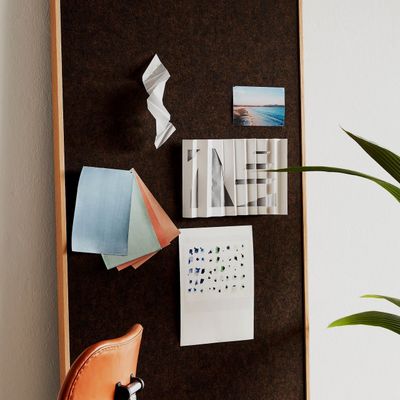 AURA Opslagstavle | Med træramme AURA Opslagstavle | Med træramme