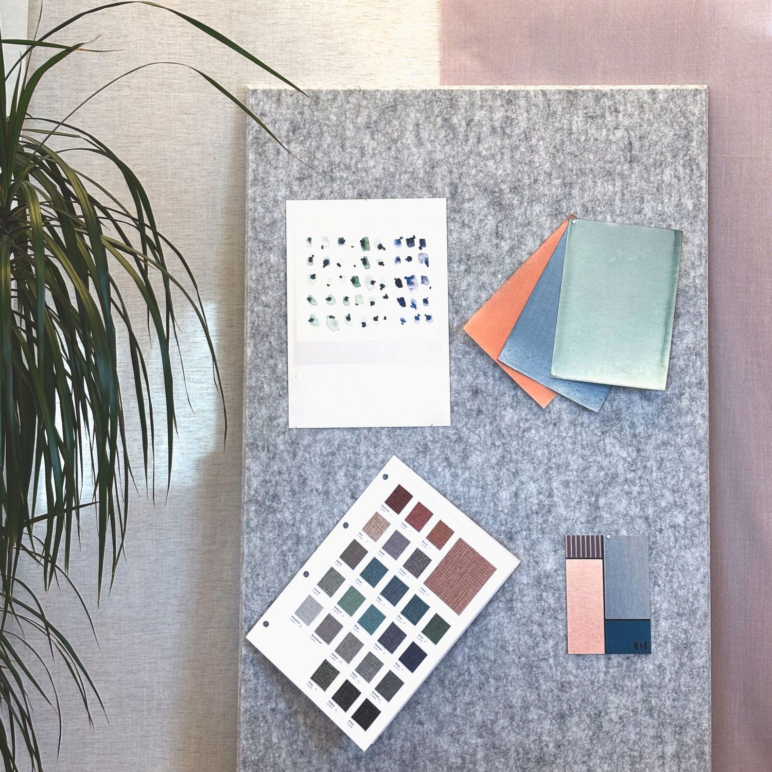 AURA Opslagstavle | Uden ramme