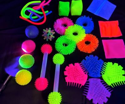 Example of visual effect on UV sensory toys - Toys not included.