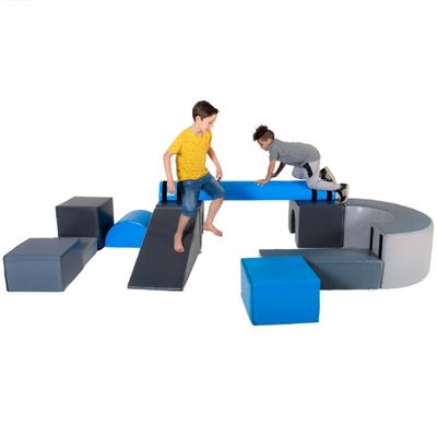 Image showing 2 children playing on the maxi 10 soft play set