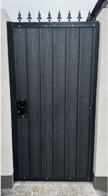 HKS111, Pedestrian Composite Gate with Railheads HKS111, Pedestrian Composite Gate with Railheads