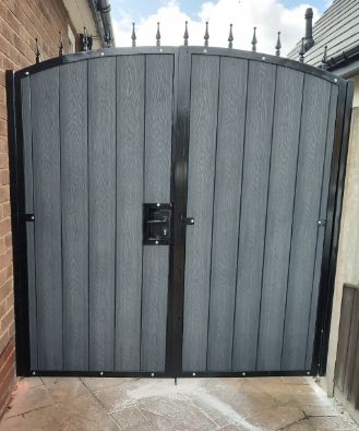 HKS114, Beautiful Arched Composite Drive Gate