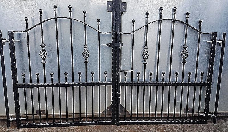 HKS034 ARCHED GATE, DRIVE GATE, METAL GATE, SWING GATE UK