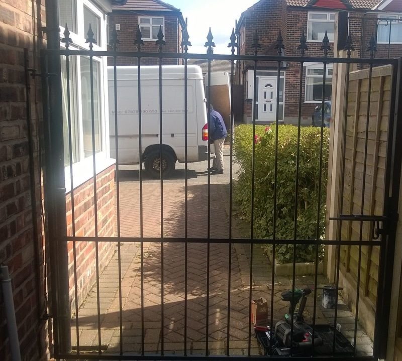 HKS015, GATE, 6 FOOT HIGH SIDE GATE, PEDESTRIAN GATE,GATE, DOOR,  GARDEN GATE UK SELLER.