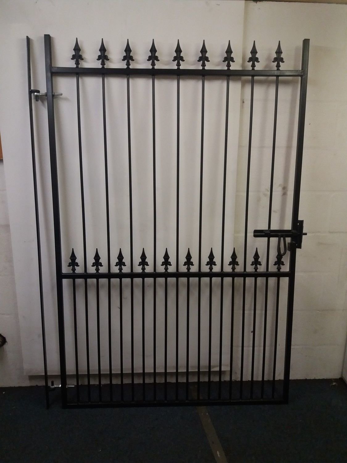 HKS003, METAL GATE, SIDE GATE, PEDESTRIAN GATE, GATE, DOOR, IRON GRILL GATE