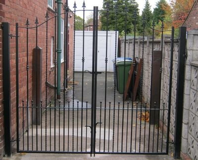 HKS087, Arched Gate, Metal Iron Gate, Drive Gate, Gate, Side Gate UK seller