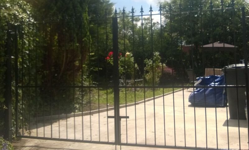 HKS067, Drive Gate, Metal Iron Gate, Security Gate, Wrought Iron Gate, Gate 6 foot high.