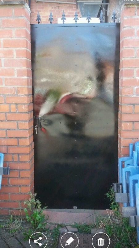 HKS078, Sheeted Gate, Metal Gate, Security Gate, BackYard Gate, Metal Door key lock
