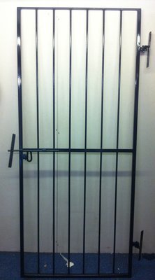 HKS004, SECURITY GATE, METAL GATE, SIDE GATE, PEDESTRIAN GATE,