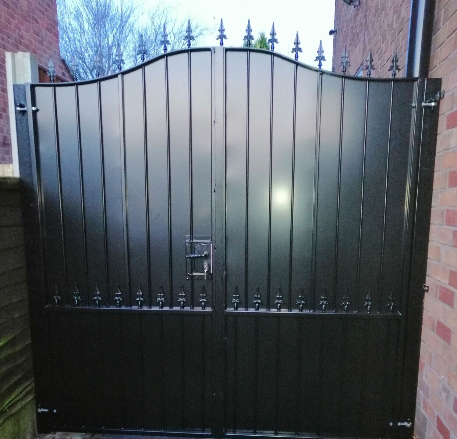 HKS203, Drive way Gates, Side gate HKS203, Drive way Gates, Side gate