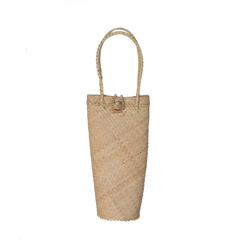 Water Hyacinth Bottle Holder Water Hyacinth Bottle Holder