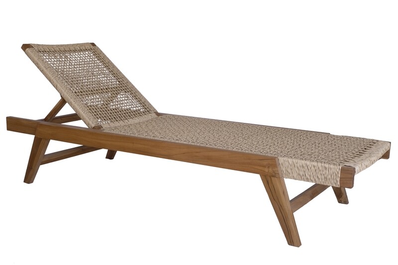 Lounger 3