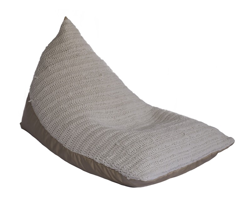 Cotton Lounger 4