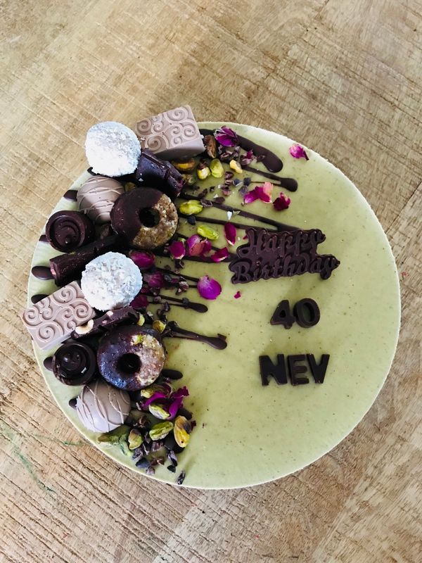 Chocolate and Pistachio Cake