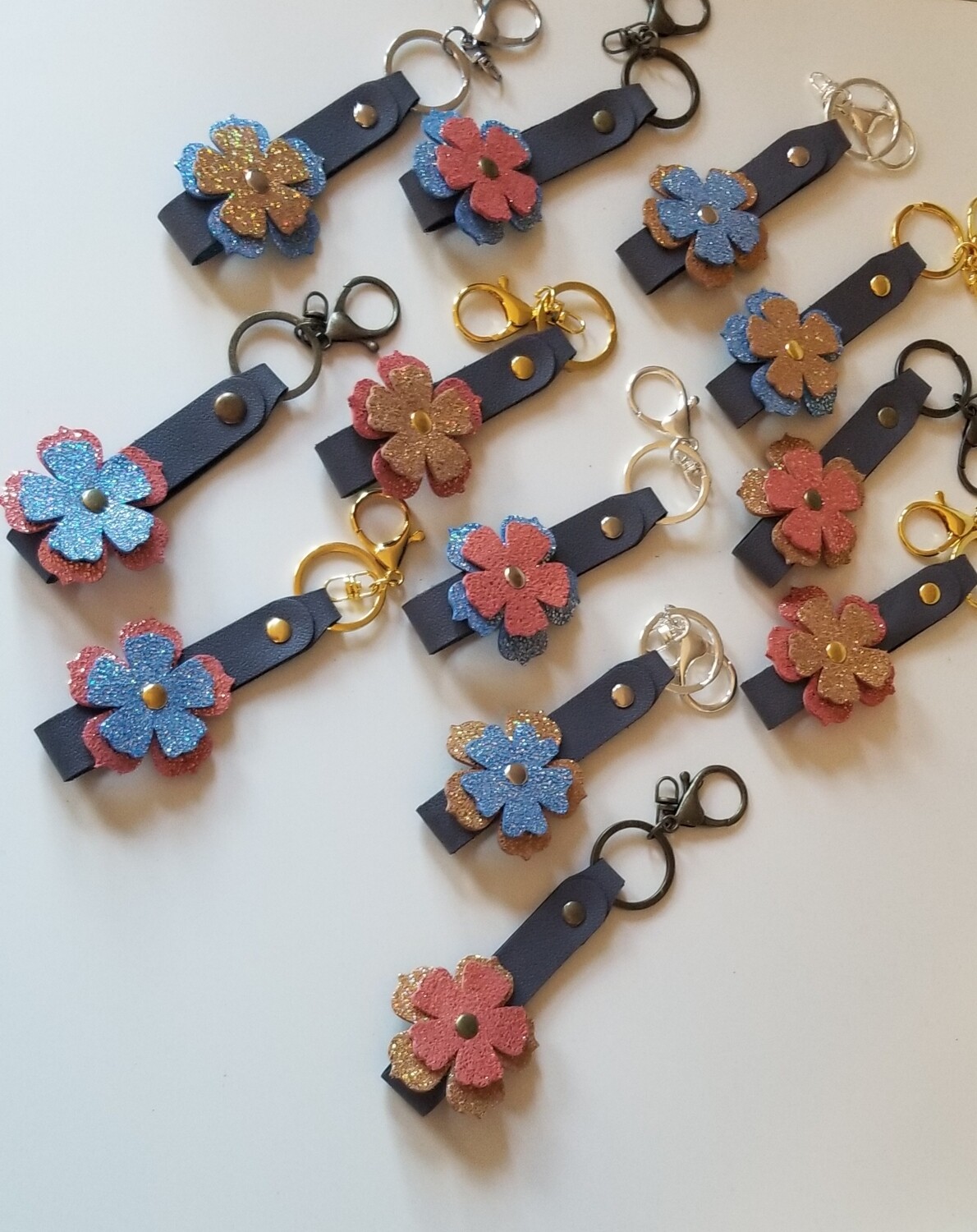 Leather flower keychain shop