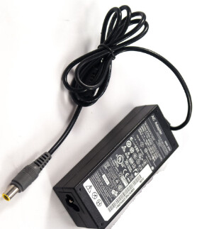 42T5294 | Lenovo 4.5A, 90W AC Adapter |
42T5295