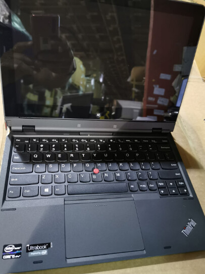 Lenovo ThinkPad Helix Core i7 up to 3.4 GHz | 8GB | 256GB SSD | Touch Screen | French Keyboard | 3698-4SF