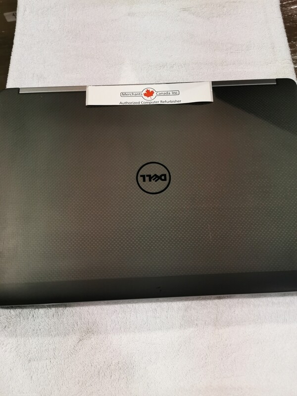 Dell Precision 7520 Mobile Workstation – Intel Core i7-6820HQ, 32GB RAM, 500GB, 15.6" 4K UHD IGZO, AMD Radeon Pro WX 4130 2GB – 210-AKKD