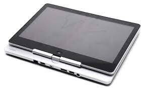 HP EliteBook Revolve 810 G3 Multi-Touch 2-in-1 Laptop | i7-5600U 2.6 GHz| 8GB | 256GB SSD | 11.6" Touch Screen | Windows 10 Pro | P0C08UT#ABA