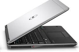 Dell Latitude E7440 | Intel Core i5-6300 | 16GB | 500GB SSD | 14" HD | Camera | HDMI | French Keyboard | Windows 10 Professional