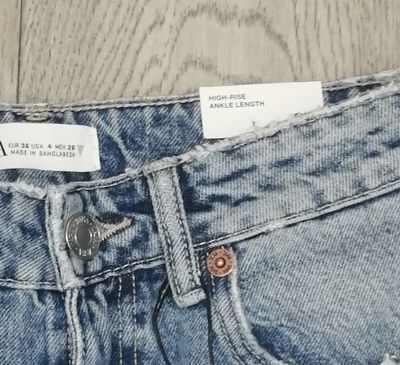 Jeans | Classic Mom Fit | New