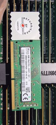 SK HYNIX 8GB PC4-19200 DDR4-2400MHz 260-Pin SODIMM | HMA81GS6AFR8N-UH