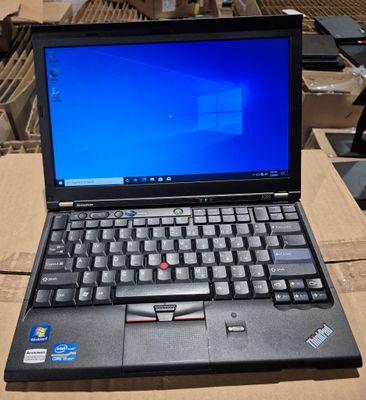 Lenovo ThinkPad X220 Core i5 2.5 GHz | 8GB | 320GB | 12.5&quot; | 4291-FP2 | 4291FP2
