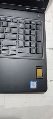 Dell Precision 3530 Intel Xeon 6 Core E-2176M | 32GB | 1TB SSD | 15.6" FHD WVA | Nvidia Quadro P600 | Thunderbolt | Touch FIPS FPR | Smart Card | SD CARD | HDMI | Windows 11 Pro for Workstations