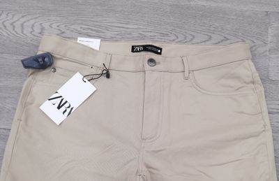 ZARA Pants | Skinny Comfort Fit