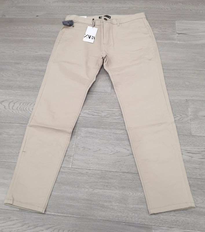 ZARA Pants | Skinny Comfort Fit
