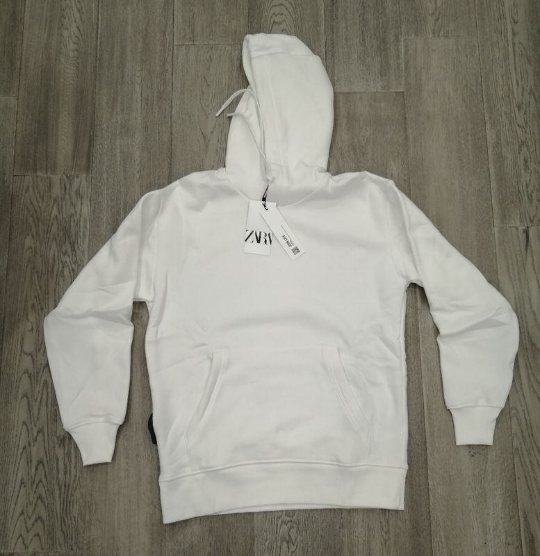 ZARA Comfortable Athletic Hoodie