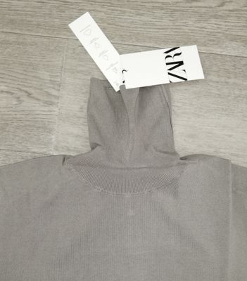 ZARA Turtle Neck Sweater | New