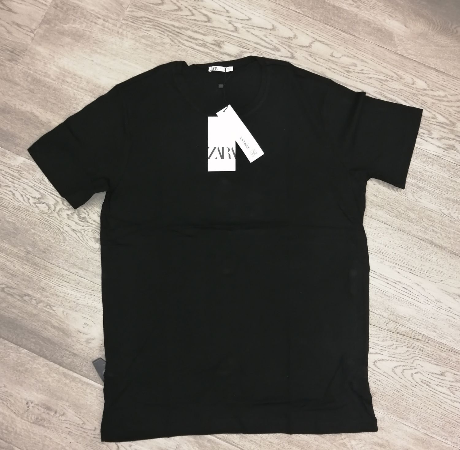ZARA T-Shirt | New