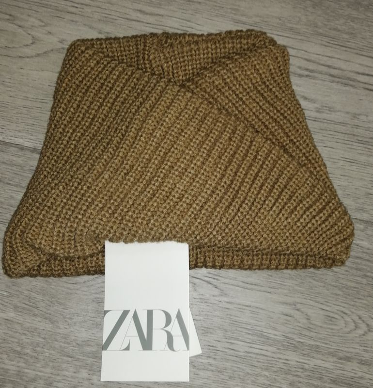ZARA Neck Warmer | New