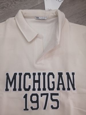 ZARA Sweatshirt | New