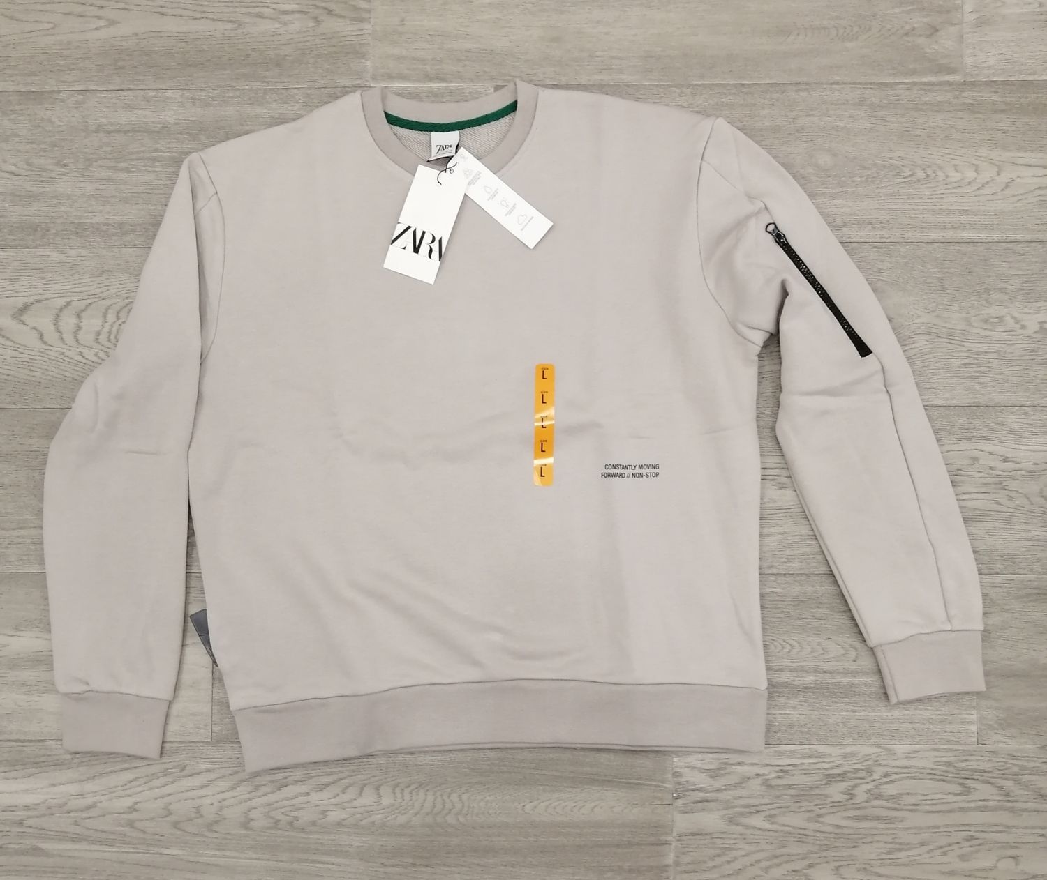 Sweatshirt | New