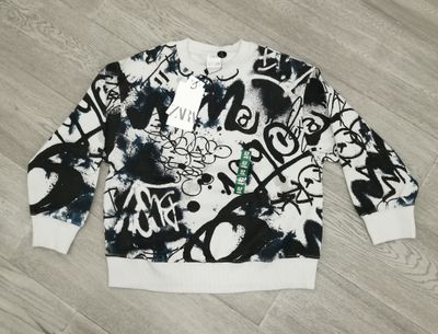 ZARA Graffiti Sweat Shirt