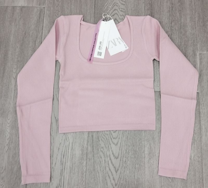 ZARA Cropped Full Sleeve Tee